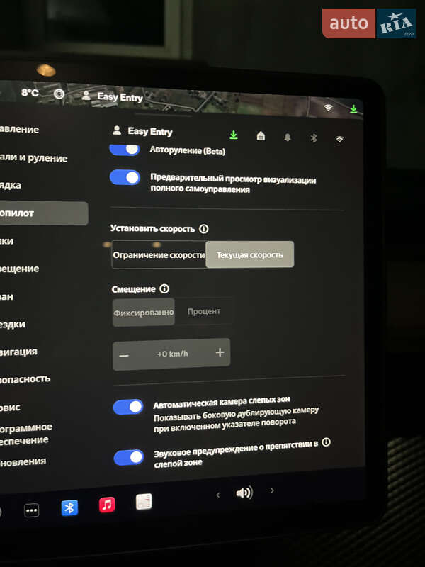Седан Tesla Model 3 2021 в Луцке
