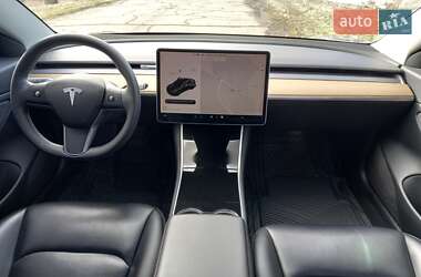 Седан Tesla Model 3 2018 в Днепре