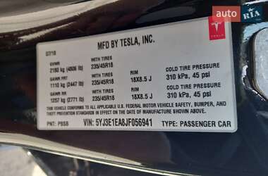 Седан Tesla Model 3 2018 в Днепре