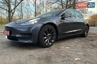 Седан Tesla Model 3 2019 в Николаеве