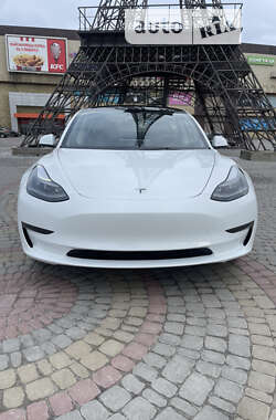 Седан Tesla Model 3 2023 в Харкові