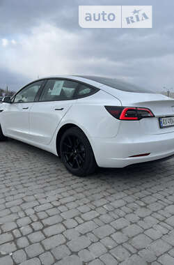 Седан Tesla Model 3 2023 в Харкові