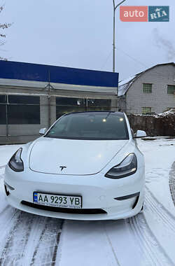 Седан Tesla Model 3 2020 в Киеве