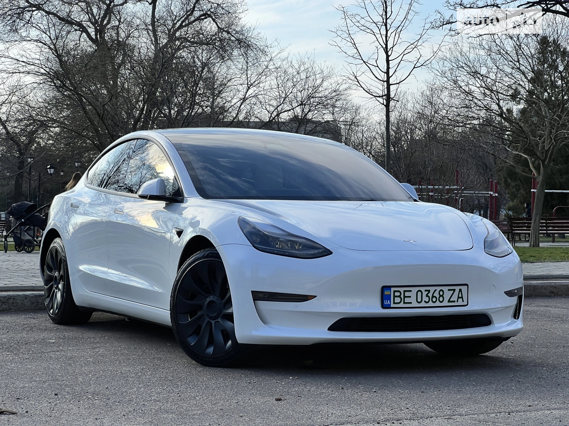 2022 Tesla Model 3 - фото 1