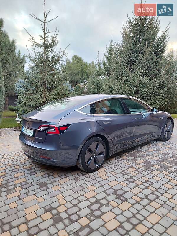 Седан Tesla Model 3 2019 в Запоріжжі