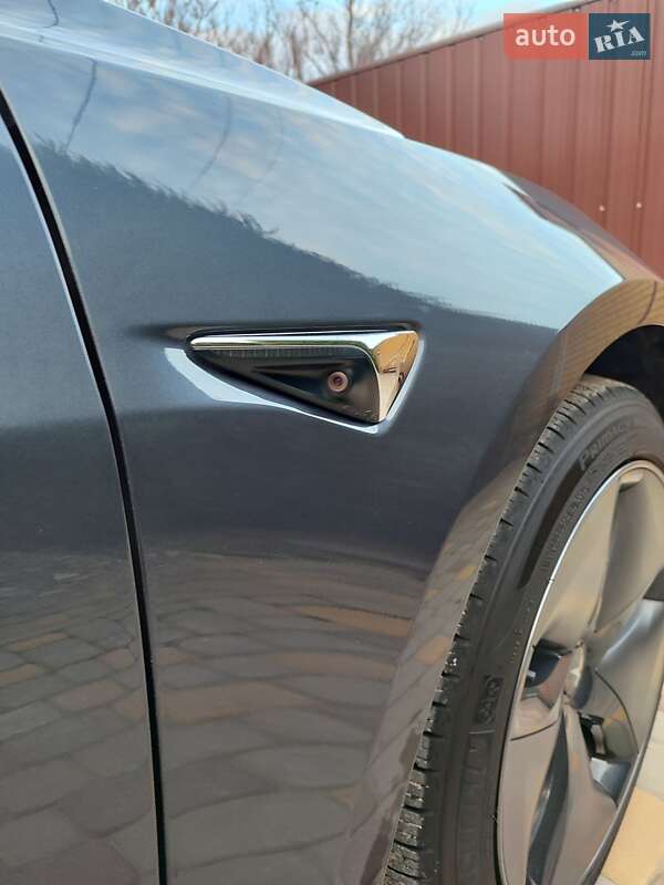Седан Tesla Model 3 2019 в Запорожье
