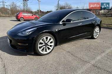 Седан Tesla Model 3 2018 в Днепре
