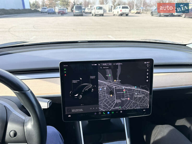 Седан Tesla Model 3 2018 в Днепре