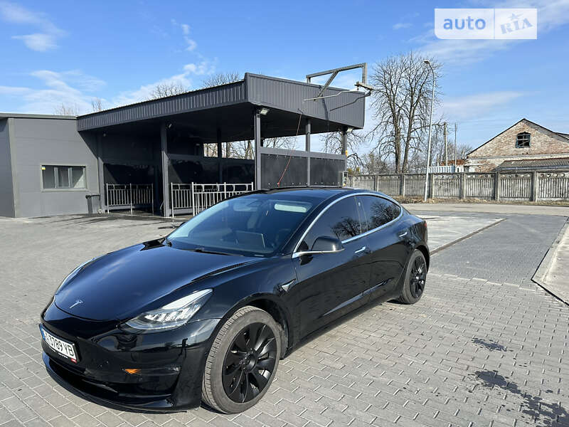 Седан Tesla Model 3 2019 в Хмельницькому