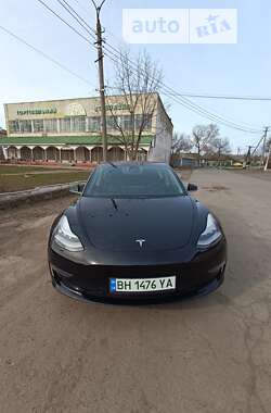 Седан Tesla Model 3 2019 в Одессе