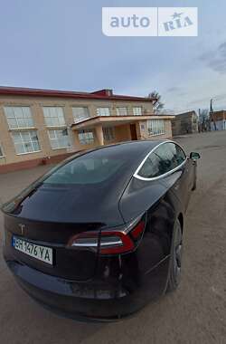 Седан Tesla Model 3 2019 в Одесі