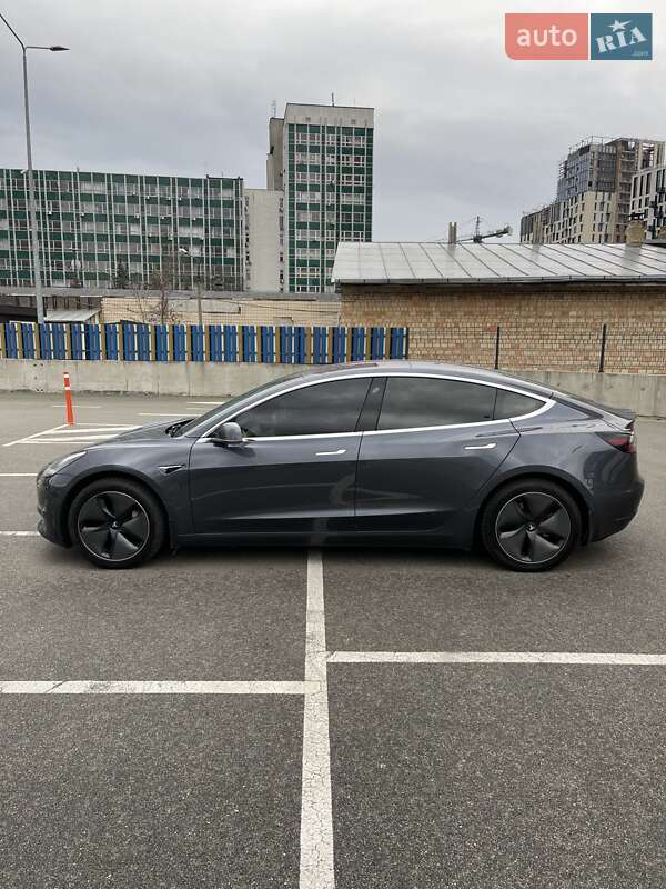 Седан Tesla Model 3 2018 в Києві фото 5 Седан Tesla Model 3 2018 в Києві