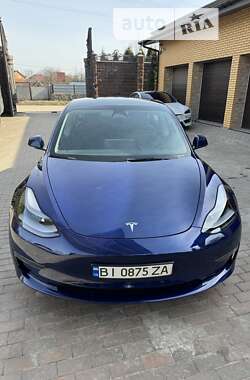 Седан Tesla Model 3 2022 в Полтаві