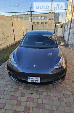 Седан Tesla Model 3 2022 в Днепре