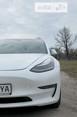 Седан Tesla Model 3 2020 в Кропивницком