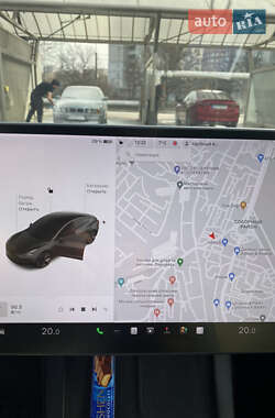 Седан Tesla Model 3 2021 в Днепре