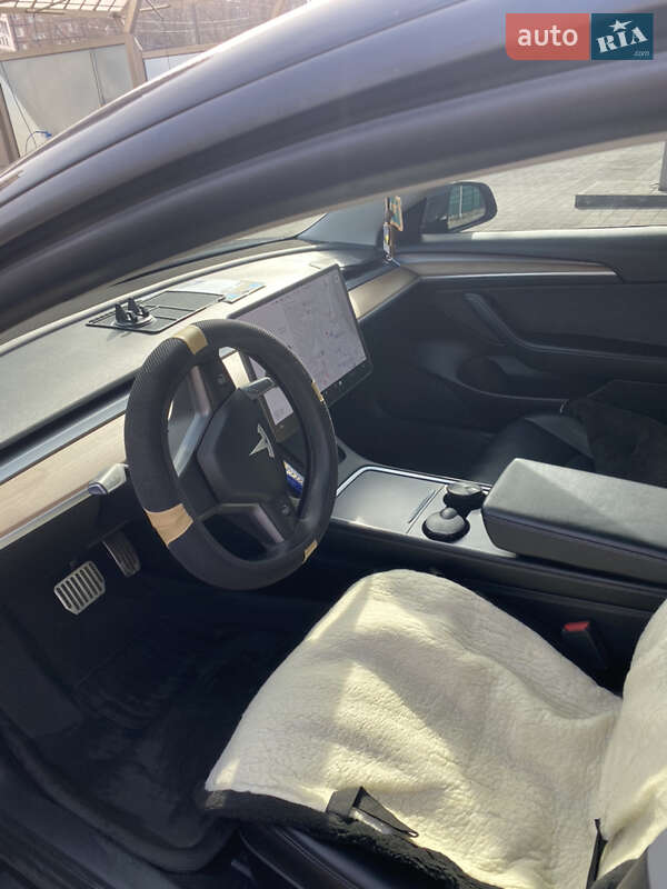 Седан Tesla Model 3 2021 в Днепре