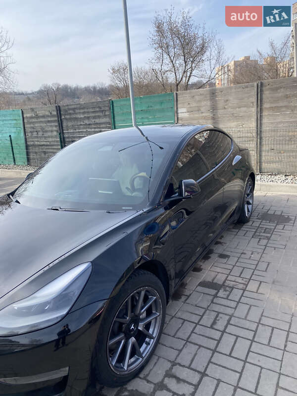 Седан Tesla Model 3 2021 в Дніпрі фото 6 Седан Tesla Model 3 2021 в Дніпрі