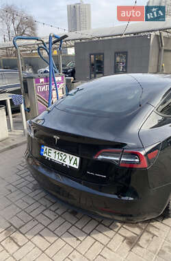 Седан Tesla Model 3 2021 в Днепре