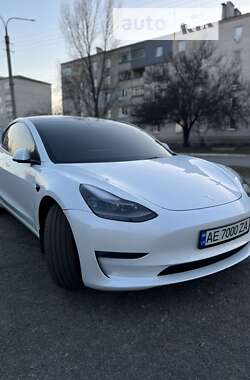 Седан Tesla Model 3 2022 в Павлограді