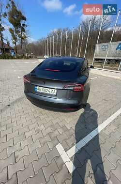 Седан Tesla Model 3 2018 в Виннице
