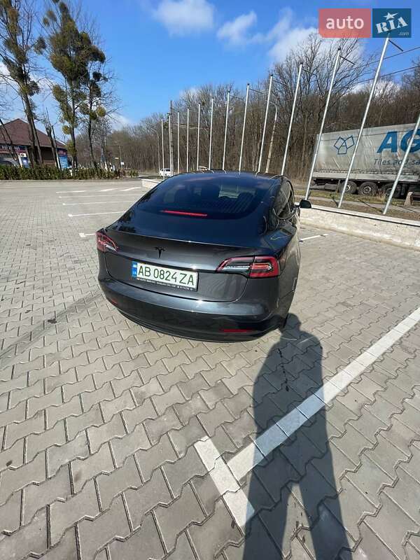 Седан Tesla Model 3 2018 в Вінниці