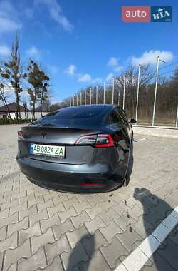 Седан Tesla Model 3 2018 в 
