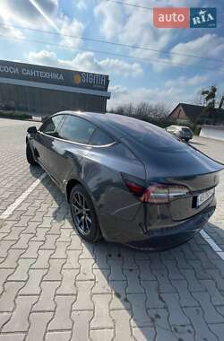 Седан Tesla Model 3 2018 в 