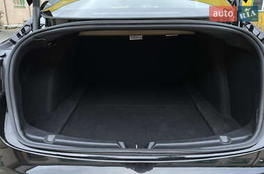 Седан Tesla Model 3 2022 в Стрые