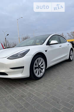 Седан Tesla Model 3 2022 в Дніпрі