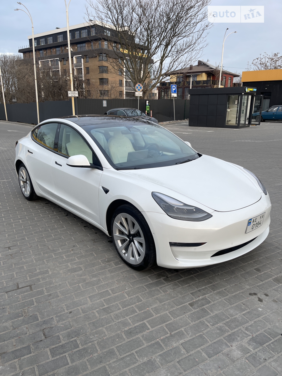 2015 Tesla Model S - мініатюра 15