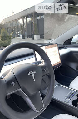 Седан Tesla Model 3 2022 в Дніпрі
