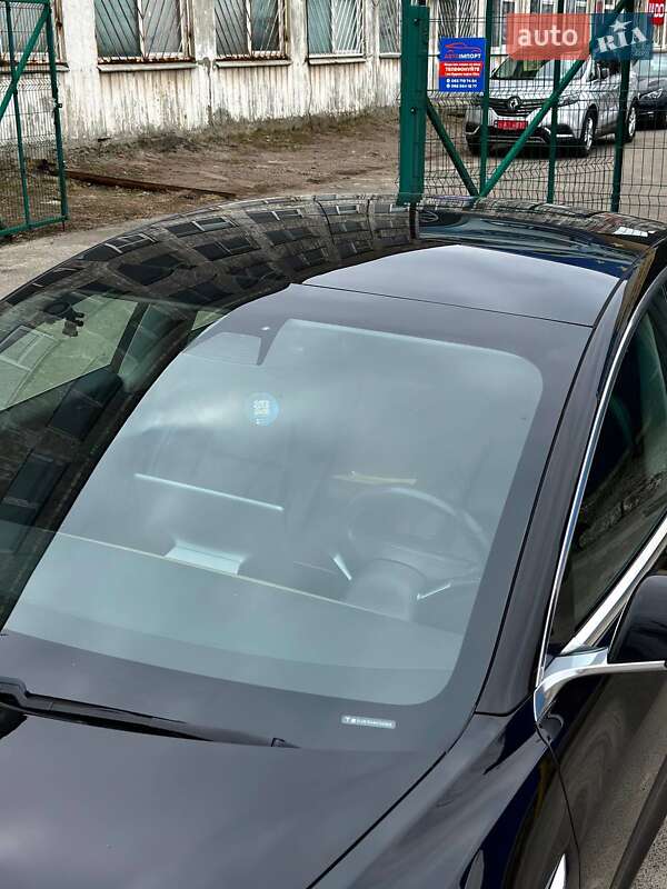 Седан Tesla Model 3 2019 в Сумах