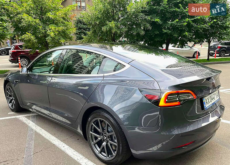 Седан Tesla Model 3 2020 в Львове фото 6 Седан Tesla Model 3 2020 в Львове