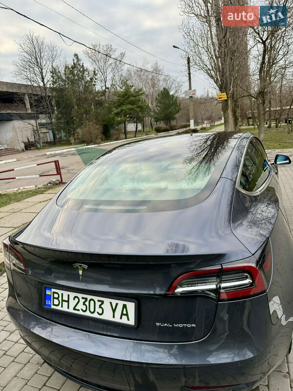 Седан Tesla Model 3 2019 в Одессе