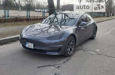 Седан Tesla Model 3 2021 в Николаеве