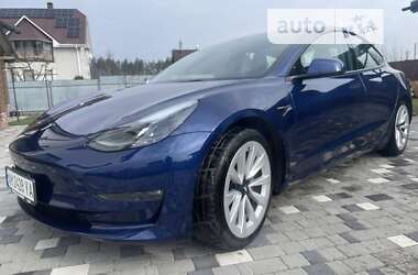 Седан Tesla Model 3 2022 в Житомире