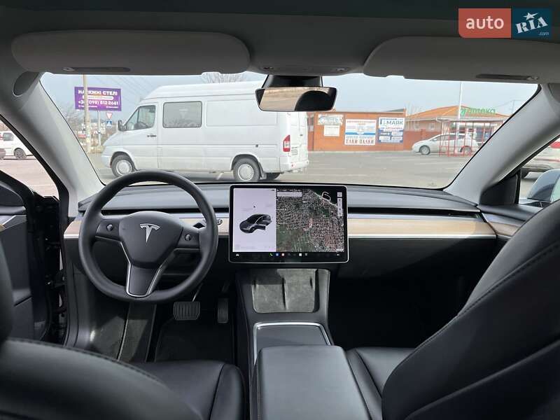 Седан Tesla Model 3 2022 в Одесі