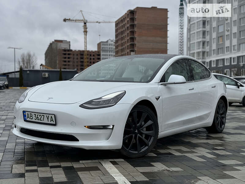 Седан Tesla Model 3 2019 в Ірпені