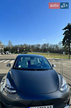 Седан Tesla Model 3 2019 в Одессе