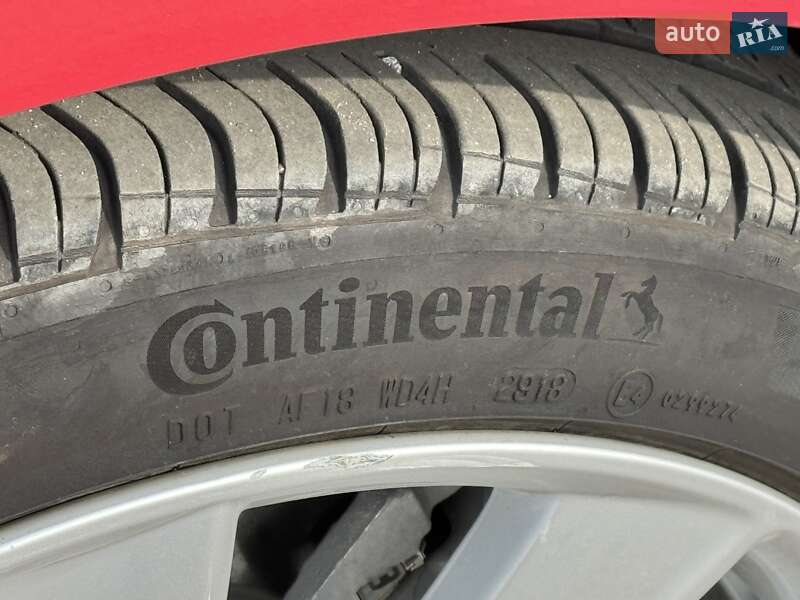 Седан Tesla Model 3 2018 в Ахтырке фото 17 Седан Tesla Model 3 2018 в Ахтырке