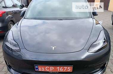 Седан Tesla Model 3 2020 в Луцьку