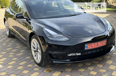 Седан Tesla Model 3 2023 в Мостиске
