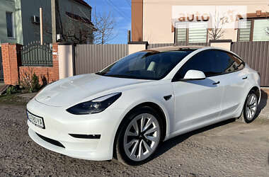 Седан Tesla Model 3 2022 в Козятині