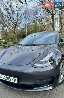 Седан Tesla Model 3 2019 в Одессе