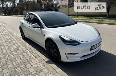 Седан Tesla Model 3 2019 в Черкассах