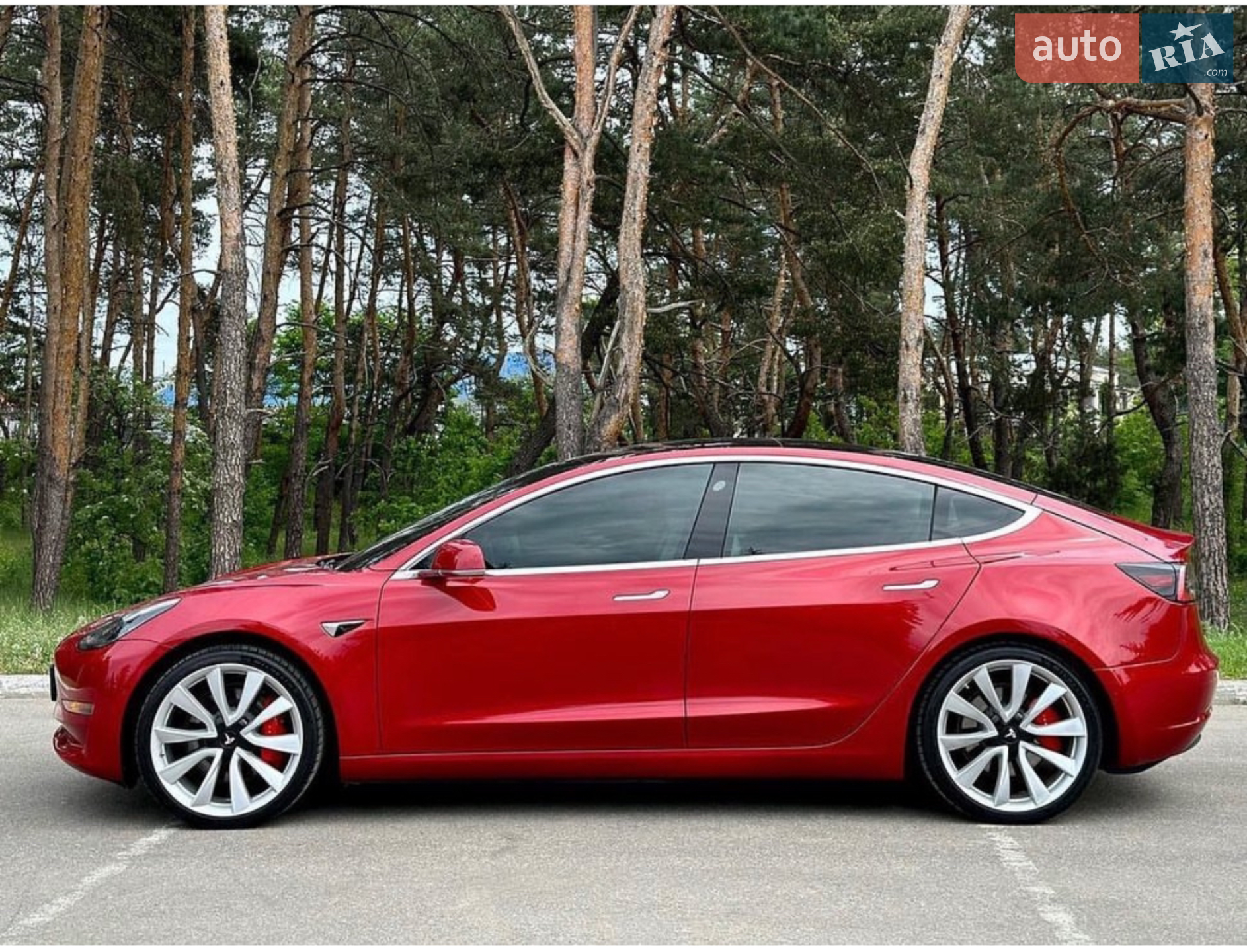 2018 Tesla Model 3 - фото 1