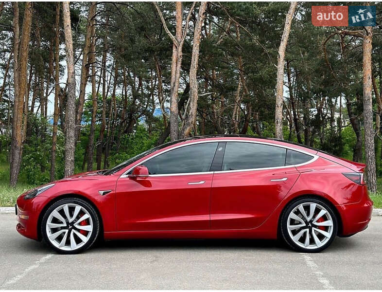 Tesla Model 3 2018