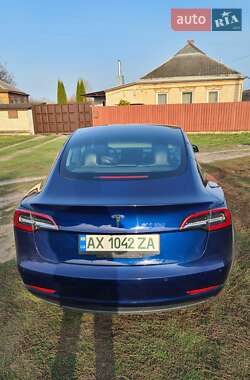 Седан Tesla Model 3 2021 в Харкові