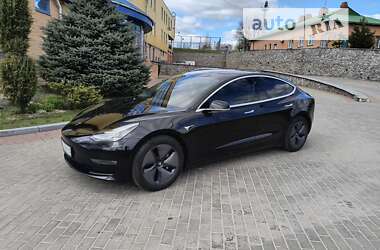 Седан Tesla Model 3 2018 в Харкові